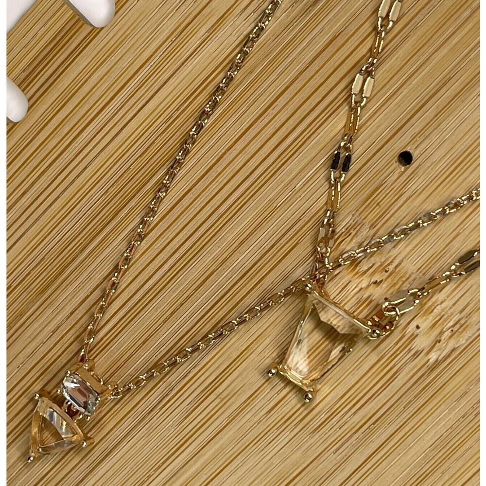 Guess Gold Tone Crystal Pendant Layered Necklace Fashion Style Trendy Stunning